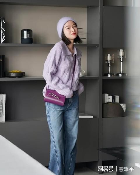 服装最新爆料,揭秘2024春季服装界的最新爆款趋势